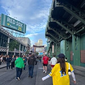 Meet your Posher, Mia